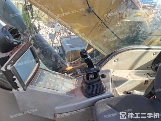 利勃海尔R944CSME履带式挖掘机