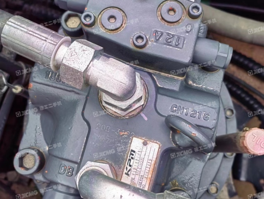 徐工XE380DK履帶式挖掘機