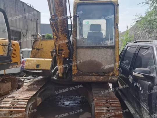 玉柴YC85履帶式挖掘機(jī)