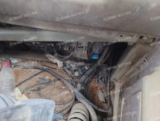 徐工XE335C履帶式挖掘機