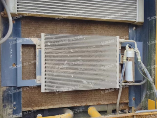 徐工XE335C履帶式挖掘機