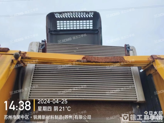 徐工XE335C履帶式挖掘機