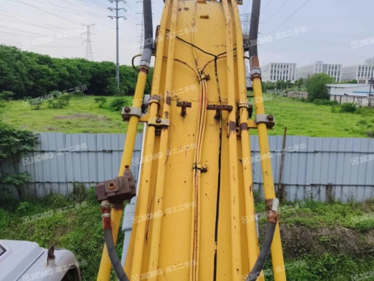 徐工XE335C履帶式挖掘機