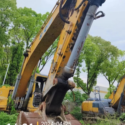 徐工XE215C履带式挖掘机