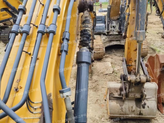 徐工XE550DK履帶式挖掘機