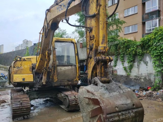 玉柴YC85履帶式挖掘機(jī)