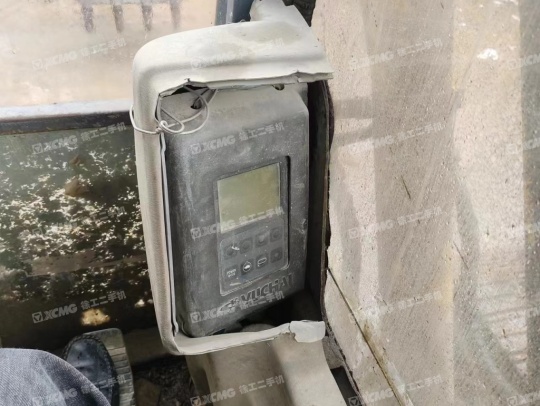 玉柴YC85履帶式挖掘機(jī)