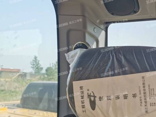 徐工XE310DA履帶式挖掘機