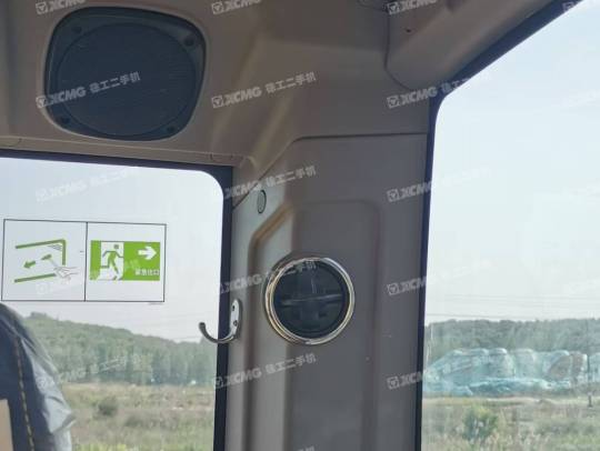 徐工XE310DA履帶式挖掘機