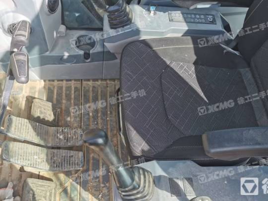 徐工XE310DA履帶式挖掘機