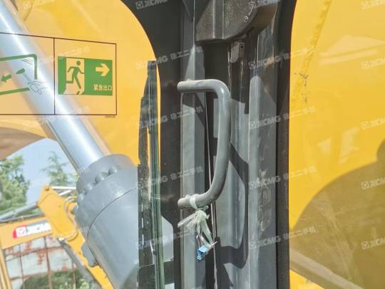 徐工XE310DA履帶式挖掘機