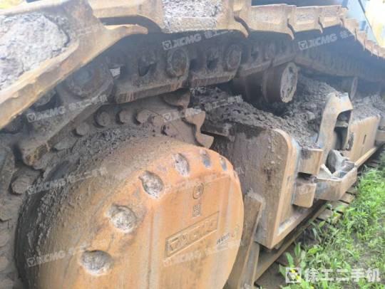 徐工XE700D履帶式挖掘機