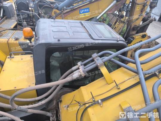 徐工XE700D履帶式挖掘機