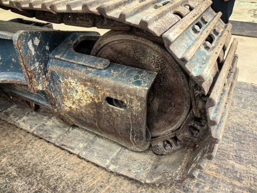 徐工XE300C履带式挖掘机