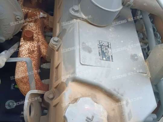 徐工XE370D履帶式挖掘機