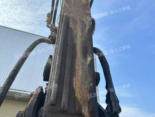 徐工XE550DK履帶式挖掘機