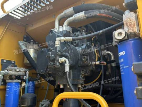 徐工XE550DK履帶式挖掘機