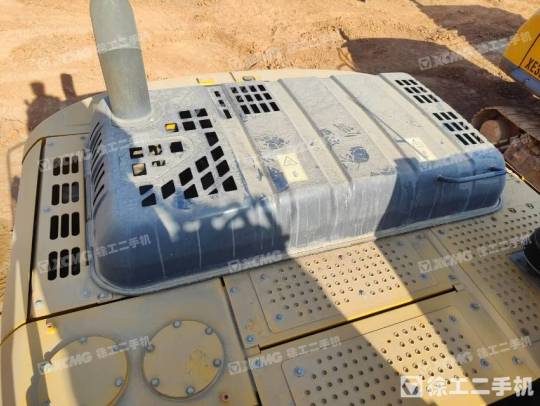 徐工XE270DK履帶式挖掘機