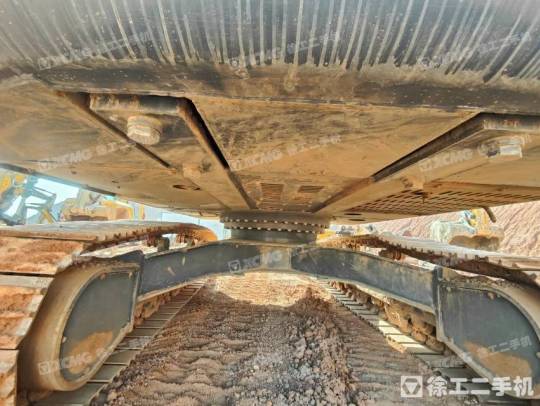 徐工XE270DK履帶式挖掘機