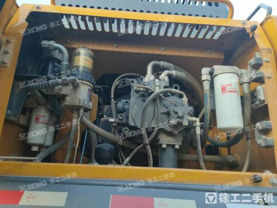 徐工XE490DK履帶式挖掘機