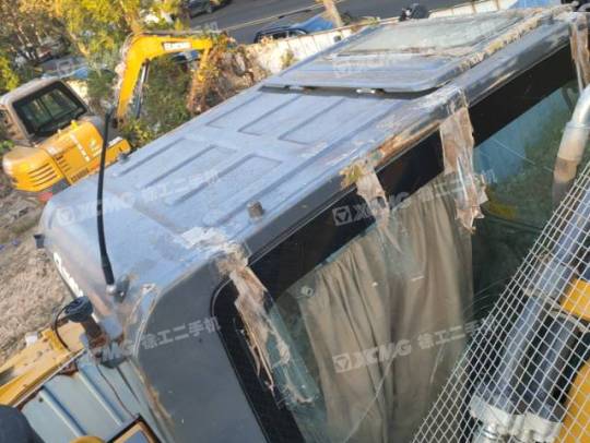 徐工XE490DK履帶式挖掘機