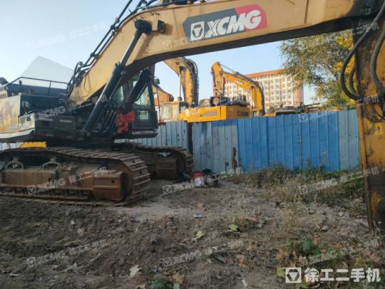 徐工XE490DK履帶式挖掘機