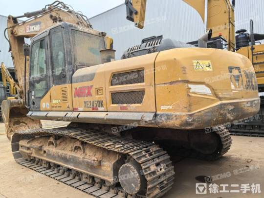 徐工XE245DK履带式挖掘机