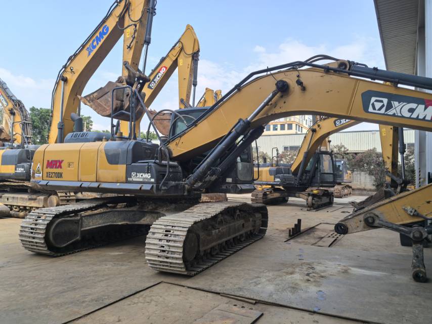 徐工XE245DK履带式挖掘机