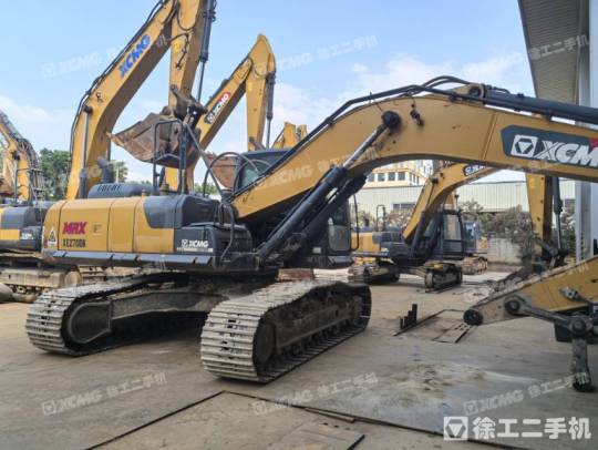 徐工XE245DK履带式挖掘机