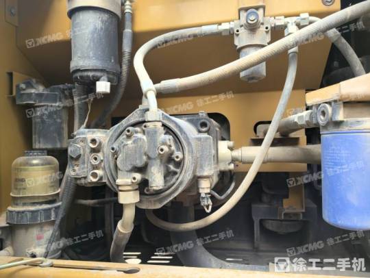 徐工XE245DK履带式挖掘机