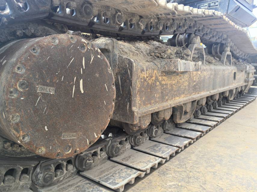 徐工XE245DK履带式挖掘机