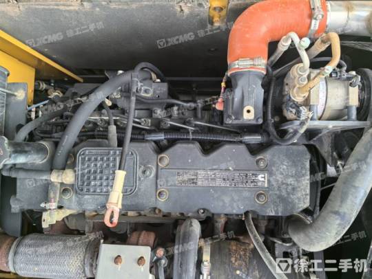 徐工XE245DK履帶式挖掘機