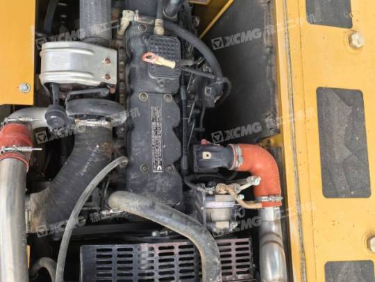 徐工XE245DK履帶式挖掘機