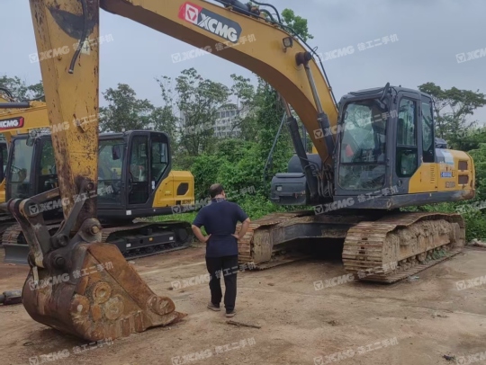 徐工XE200DA履帶式挖掘機