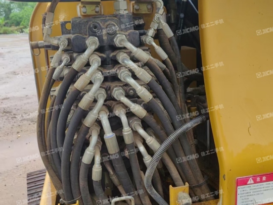 徐工XE60DA履帶式挖掘機