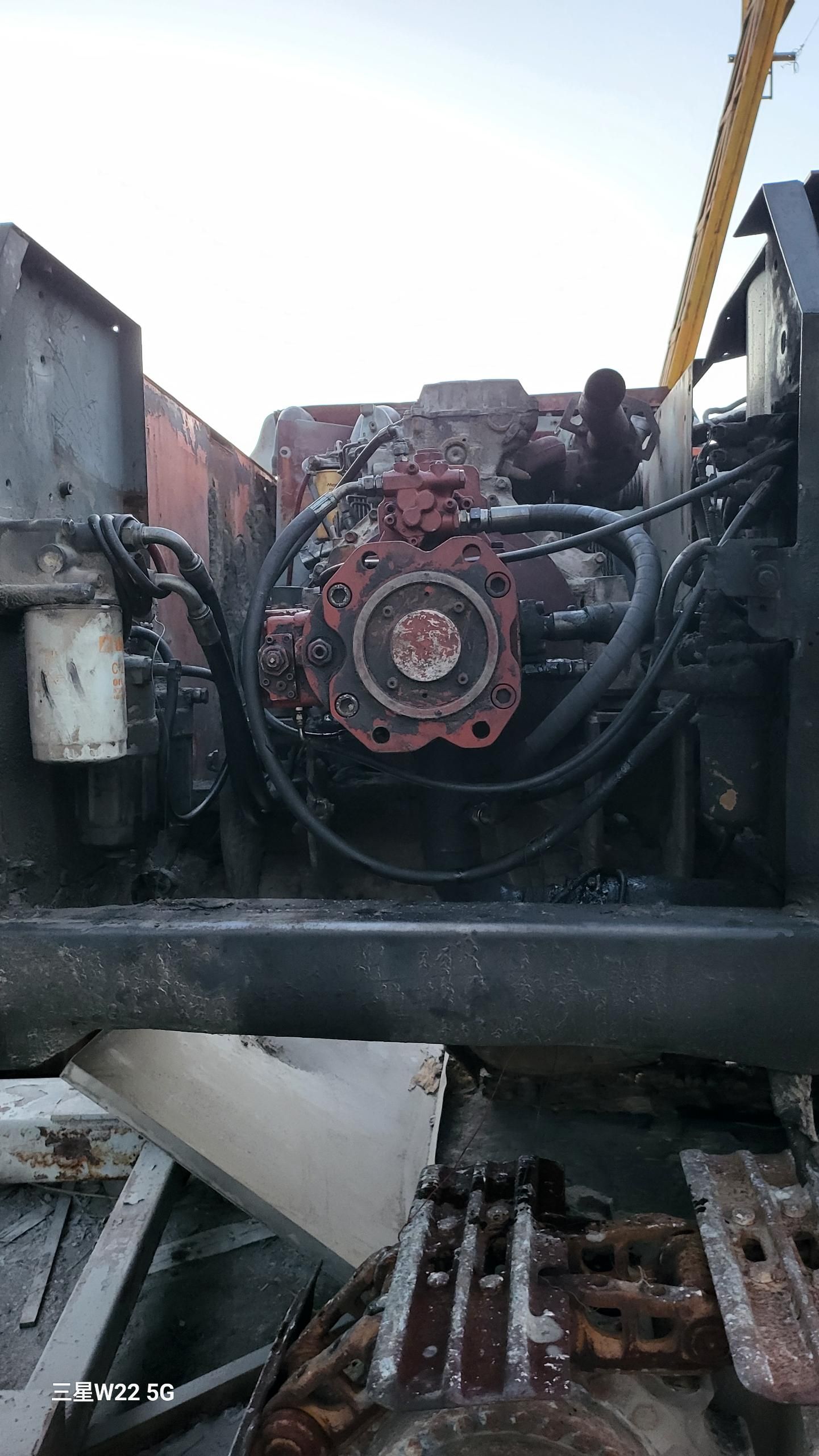 日立ZX330履帶式挖掘機