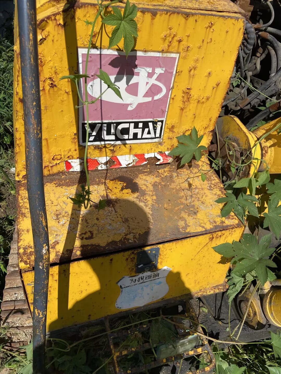 玉柴YC135-8履帶式挖掘機(jī)