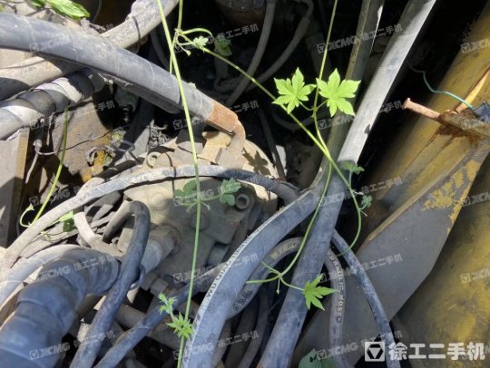 玉柴YC135-8履帶式挖掘機