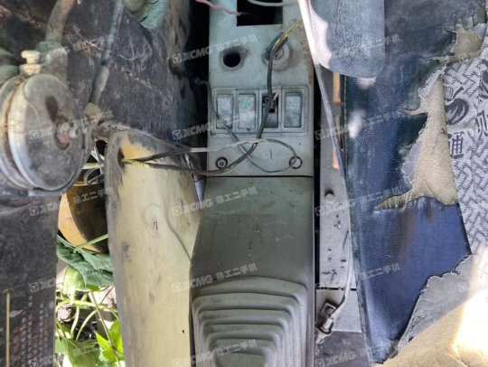 玉柴YC135-8履帶式挖掘機