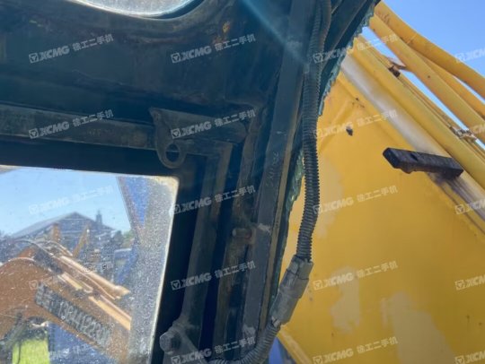 玉柴YC135-8履帶式挖掘機