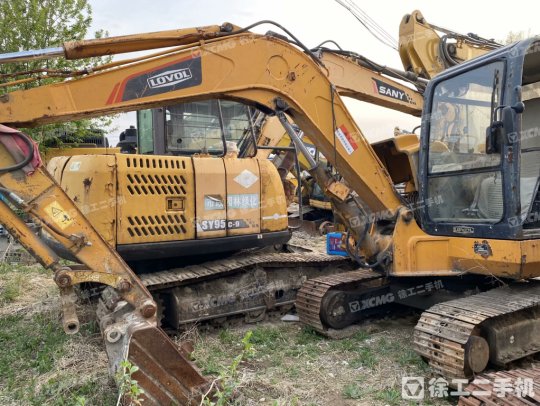 雷沃重工FR60-7履帶式挖掘機(jī)