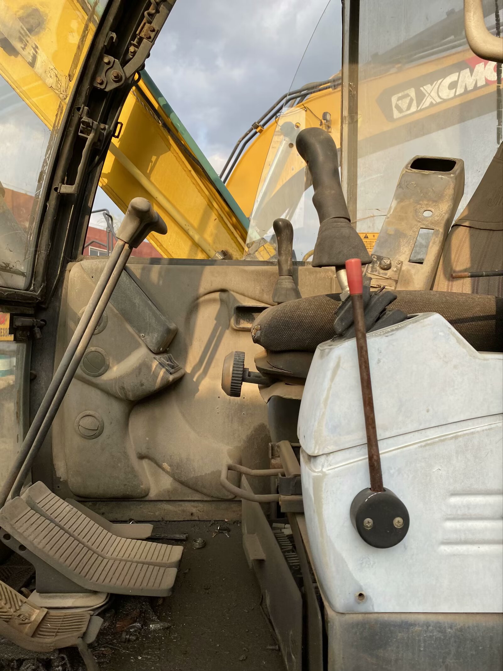 卡特重工CT80-8A履帶式挖掘機(jī)