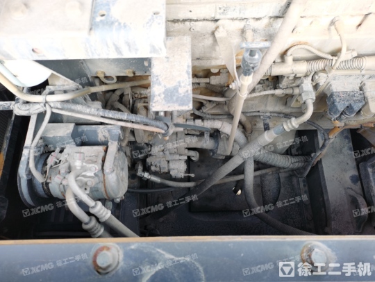 徐工XE490DK履带式挖掘机