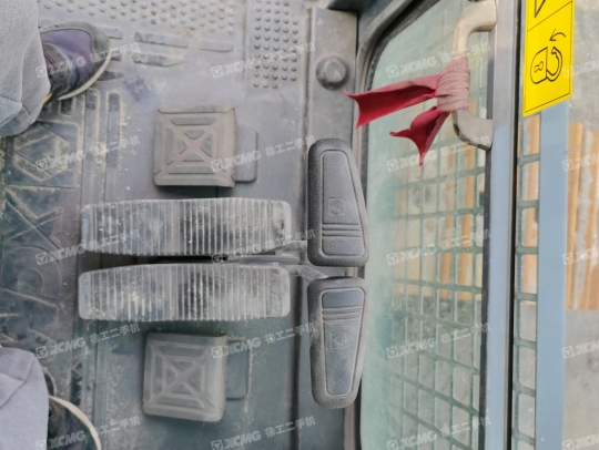 徐工XE490DK履带式挖掘机