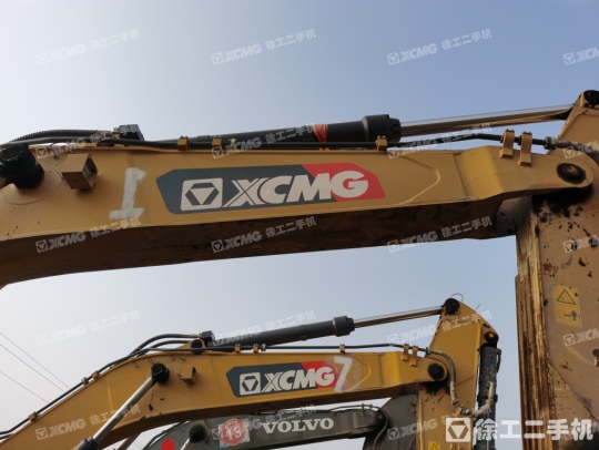 徐工XE490DK履带式挖掘机