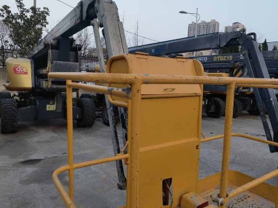 徐工GTBZ18A1曲臂式高空作业平台