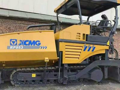 徐工RP953摊铺机