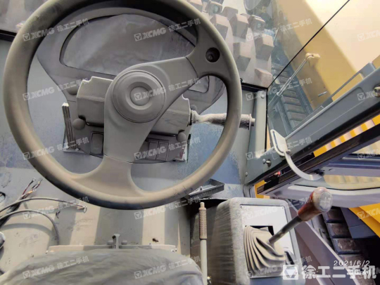 徐工XS223JE单钢轮压路机