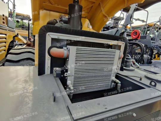 徐工XS223JE单钢轮压路机