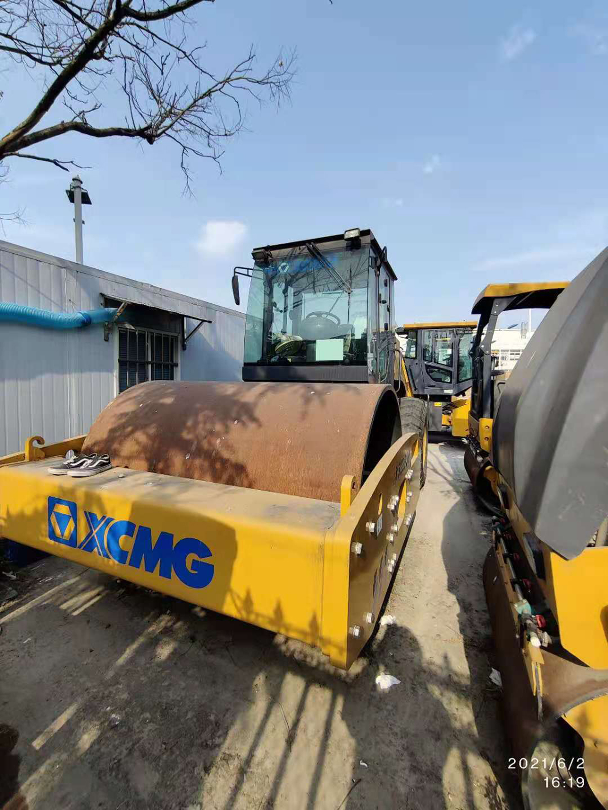 徐工XS223J单钢轮压路机